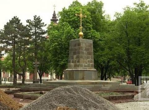 Старовинний храм під пам’ятником Леніну знайшли у Кривому Розі