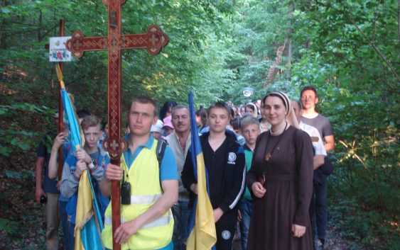 Піша проща зі Львова до Крехова
