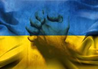 У Полтаві молодь всю ніч молилася за мир в Україні