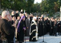 Єпископи УГКЦ на личаківському кладовищі у Львові віддали шану полеглим Українським воїнам