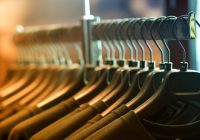 Classic Vs casual: чому успішні люди одягаються однаково щодня