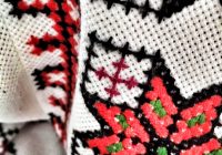 Давай вишиємо у серці любов