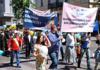Станьмо на захист справжньої сім’ї та наших дітей!