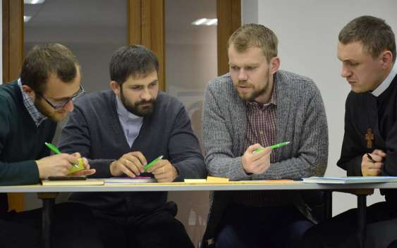 Курс #МАПА_edu: навчаємо священиків!