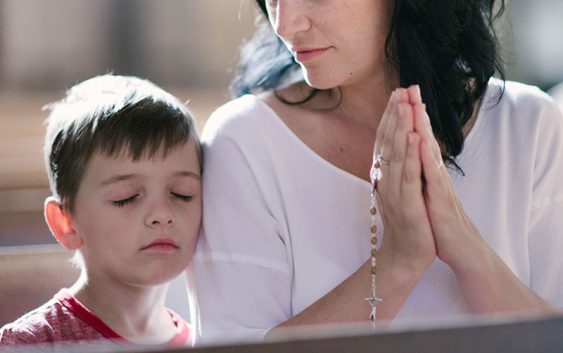 Діти у храмі: 7 порад для батьків