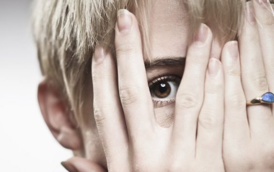 10 біблійних віршів, які допоможуть, коли вам страшно