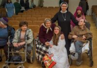 Приготуйте разом із “Майстернею милосердя” подарунки для самотніх і літніх людей