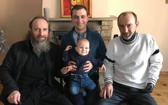 Ділися розповідями своїх бабусів-дідусів ― підтримуй флешмоб Папи Франциска та УГКЦ: #aGiftOfWisdom #різдвяна_мудрість!