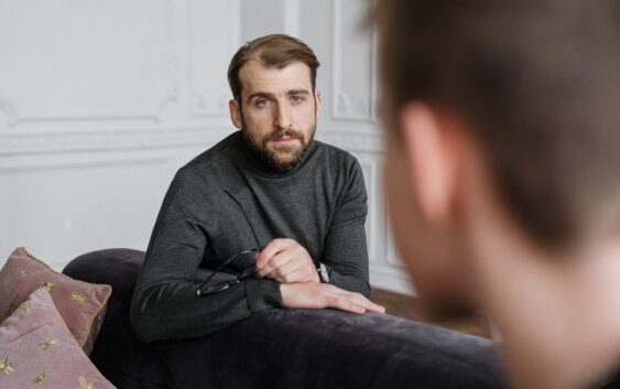 Якщо у житті більше питань, ніж відповідей – вам час поговорити з Богом