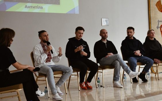 «Антитіла»: пів року – на фронті