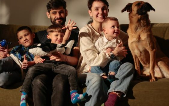 «Тепер ми разом. Назавжди». Як Юля та Юрко Дідули створили справжню велику сім’ю