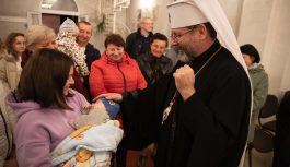 «Мама — це джерело надії»: Блаженніший Святослав привітав українських матерів